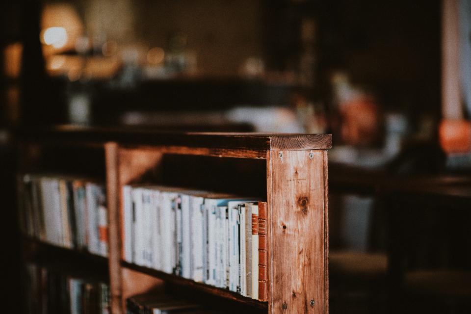 Live Edge Shelves - Brick Mill Furniture